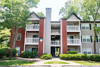 The Point at Perimeter in Dunwoody, GA - Building Photo - Building Photo