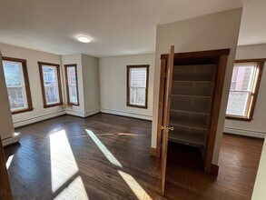 57-59 Holbrook St, Unit 57 in North Adams, MA - Building Photo - Building Photo