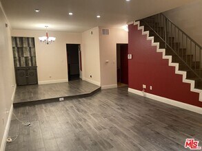 4260 Cedros Ave in Los Angeles, CA - Building Photo - Building Photo