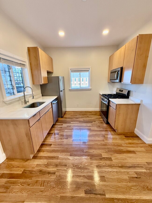 124 Chestnut St in Lynn, MA - Building Photo - Building Photo