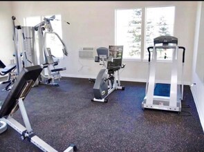 22855 E Country Vista Dr in Liberty Lake, WA - Foto de edificio - Building Photo