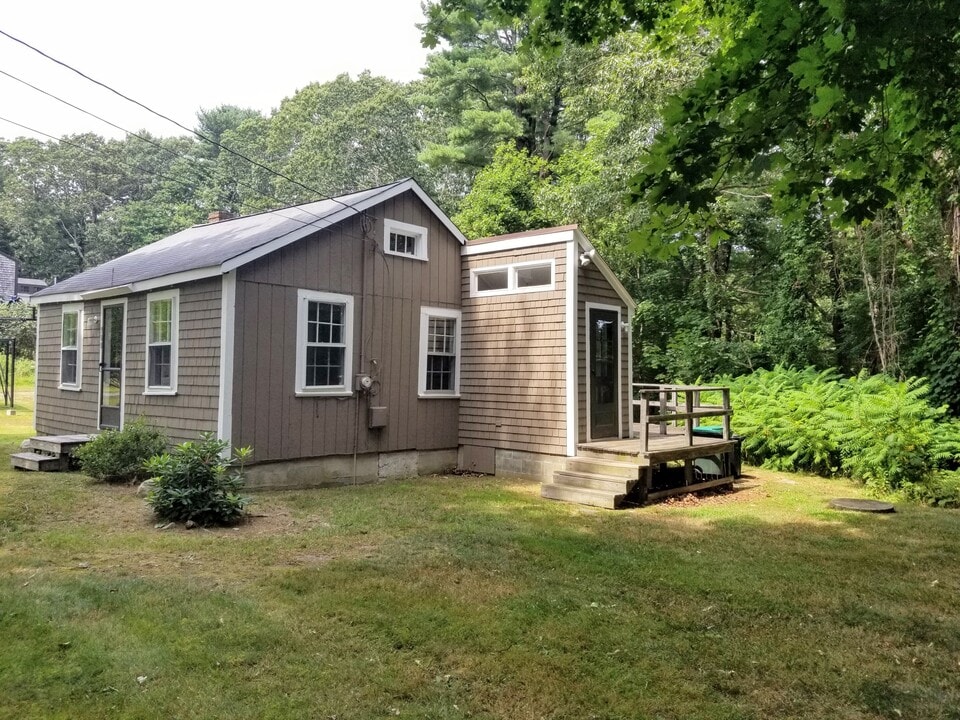 980 Careswell St in Marshfield, MA - Foto de edificio