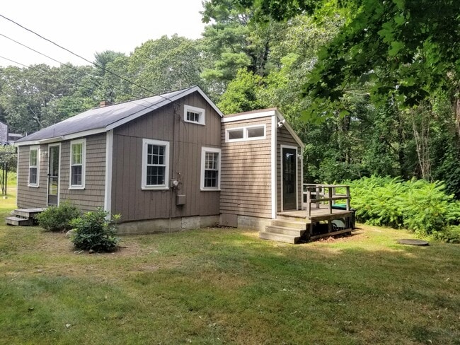 property at 980 Careswell St