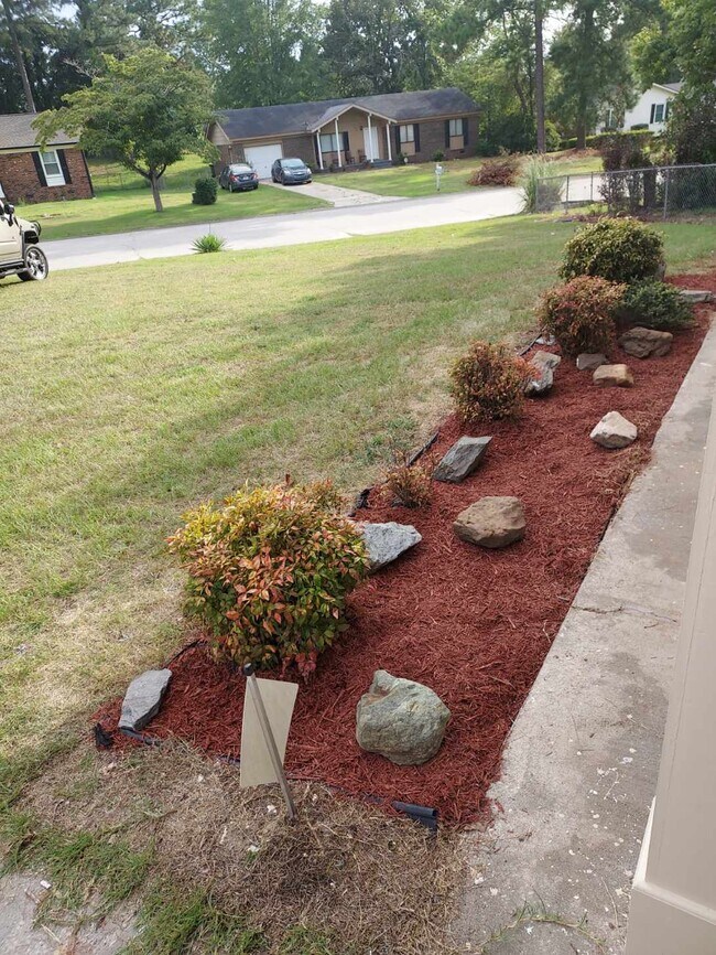 726 Platinum St in Fayetteville, NC - Building Photo - Building Photo