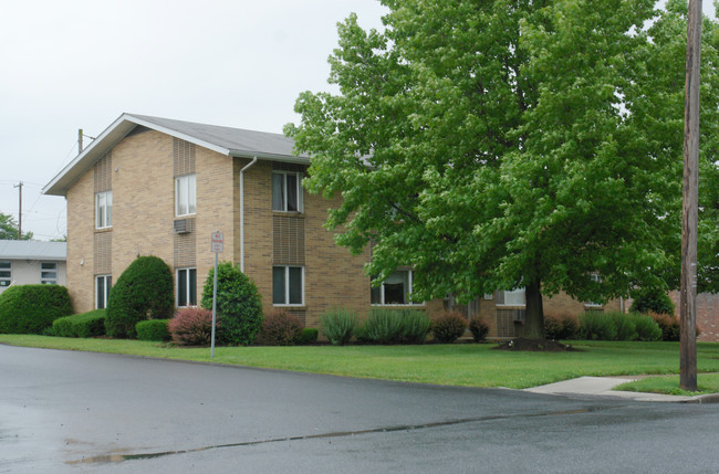 5051 Lancaster St in Harrisburg, PA - Foto de edificio - Building Photo