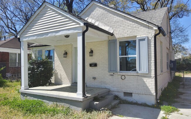 property at 203 N Hollywood St