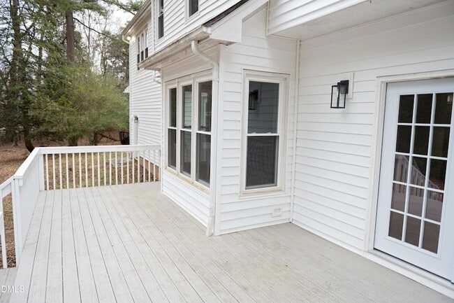 6001 Brown Swiss Way in Fuquay Varina, NC - Foto de edificio - Building Photo