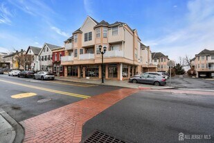 129 Ademics Way in South Amboy, NJ - Building Photo