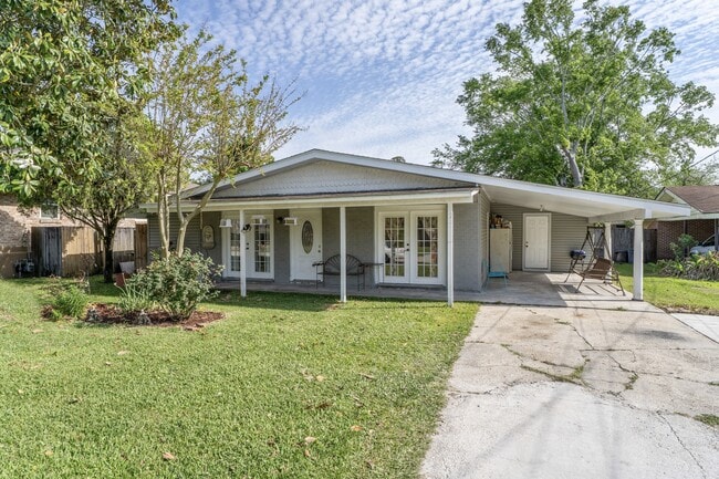 property at 346 Cumberland Dr