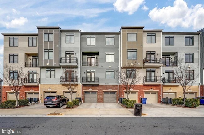 1010 Ribbon Limestone Terrace SE in Leesburg, VA - Building Photo - Building Photo