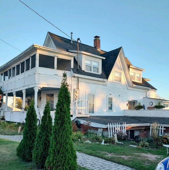 515 Winnacunnet Rd in Hampton, NH - Building Photo