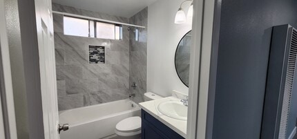 1203 W 164th St, Unit 3 in Gardena, CA - Building Photo - Building Photo