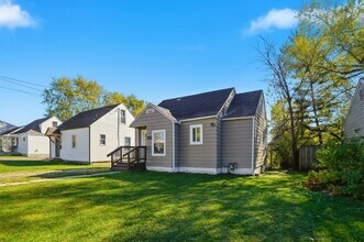 149 W Lane Ave in Lima, OH - Building Photo - Building Photo