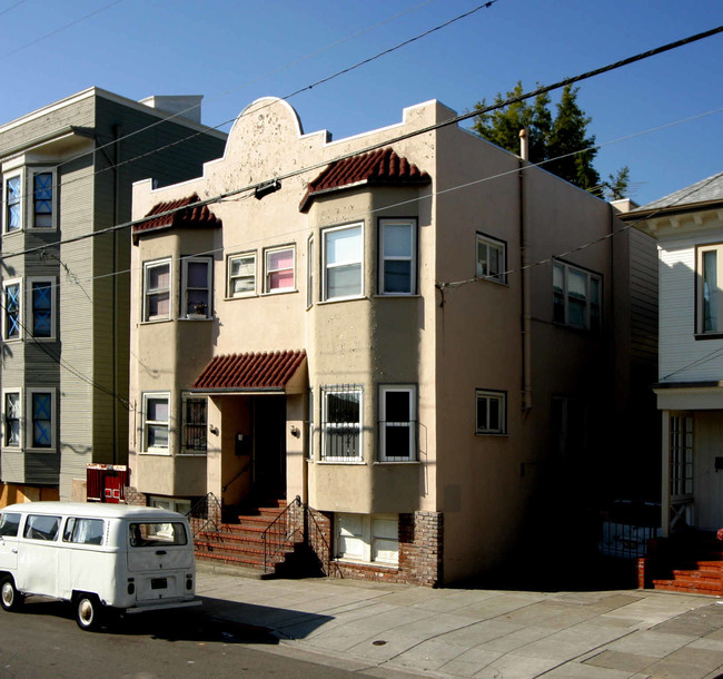 1407 2nd Ave in Oakland, CA - Building Photo - Building Photo