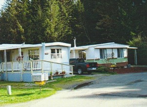 Azalea Estates Mobile Home Park in Mckinleyville, CA - Building Photo - Building Photo