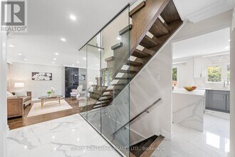 220 Grandview Ave in Markham, ON - Building Photo - Building Photo