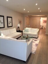 14290 Dickens St, Unit 204 in Sherman Oaks, CA - Building Photo - Building Photo