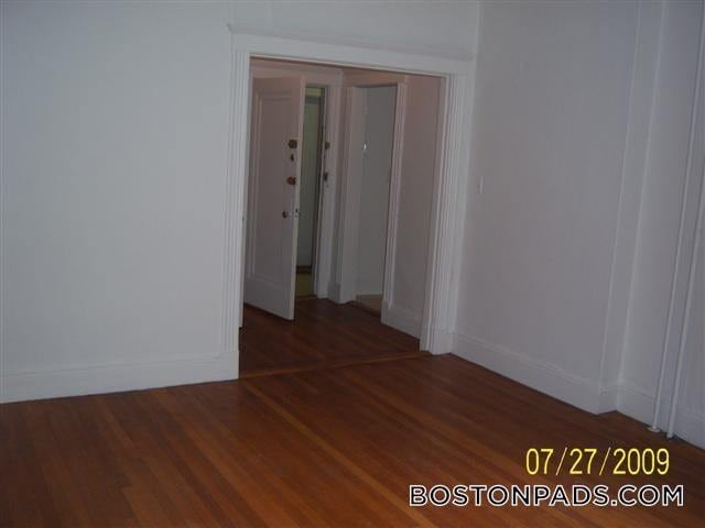 231-235 Park Dr in Boston, MA - Building Photo - Building Photo