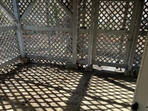 3617 Sharon Ave, Unit B in Greensboro, NC - Foto de edificio - Building Photo