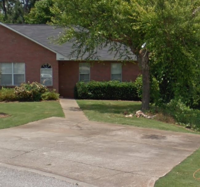 property at 1058 Northpointe Cir