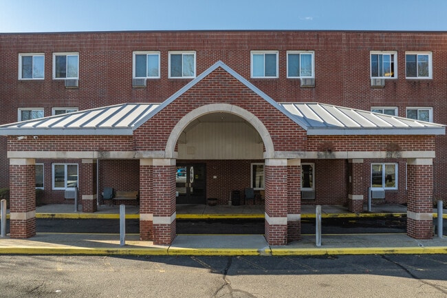Bishop Curtis Homes - Jewett in Bridgeport, CT - Foto de edificio - Building Photo