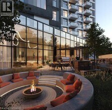 3071 Trafalgar Rd in Oakville, ON - Building Photo - Building Photo