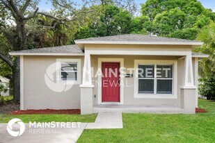 2427 18th St S in St. Petersburg, FL - Building Photo