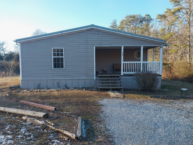 119 Alvin Bullen Rd in Wartburg, TN - Building Photo - Building Photo