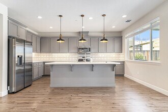 5522 Shell Ridge Ct in Antioch, CA - Building Photo - Building Photo