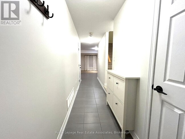 120 Parkinson Crescent in Orangeville, ON - Building Photo - Building Photo