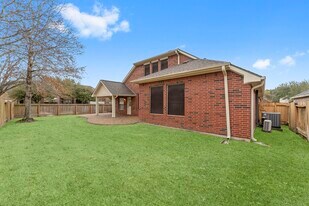 31323 Trinity Park Ln in Spring, TX - Building Photo