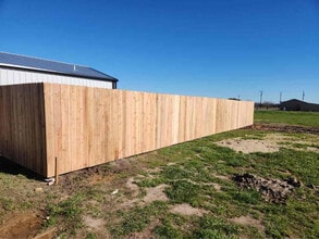 495 Grellhesl Rd in West, TX - Building Photo - Building Photo