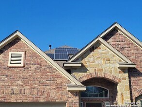 8225 Limerick Falls in San Antonio, TX - Building Photo - Building Photo