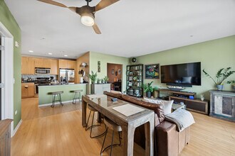 7757 Van Buren St in Forest Park, IL - Building Photo - Building Photo