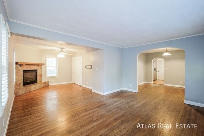 4631 W 62nd Terrace in Fairway, KS - Building Photo - Building Photo