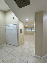 11207 Royal Palm Blvd in Coral Springs, FL - Building Photo - Building Photo