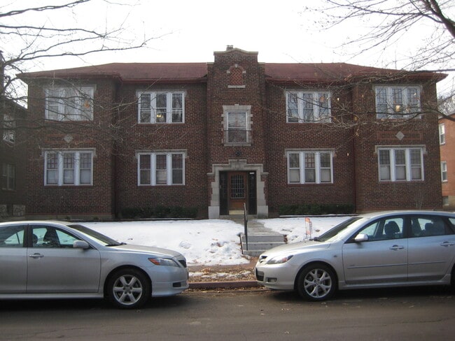 7234 Amherst Ave, Unit 2E