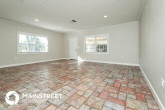 5743 Brook Loop in Lakeland, FL - Foto de edificio - Building Photo