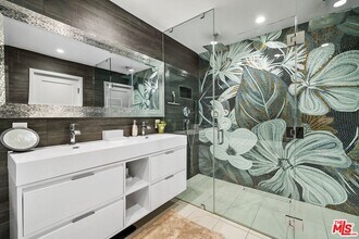 411 Grand Blvd in Los Angeles, CA - Building Photo - Building Photo