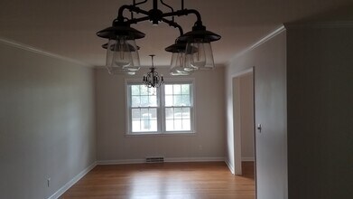 356 Canterbury Rd in Charleston, SC - Building Photo - Building Photo