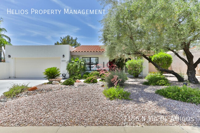 property at 7156 N Vía De Amigos