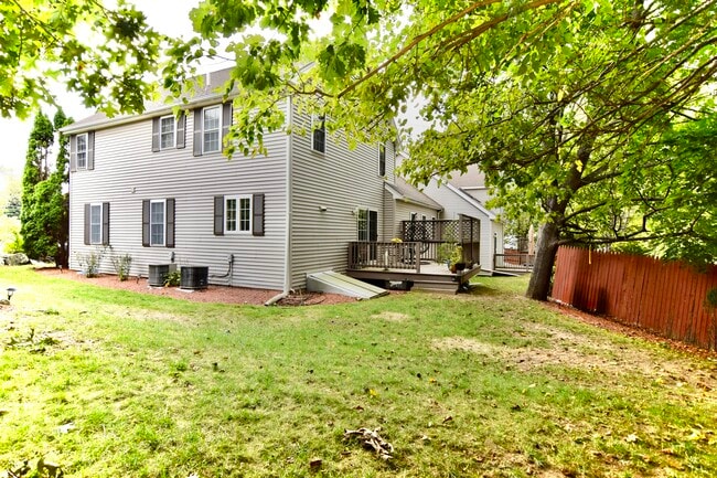 172 Edgehill Rd in Norwood, MA - Building Photo - Building Photo