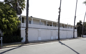 2020 S Tremont St in Oceanside, CA - Building Photo - Building Photo