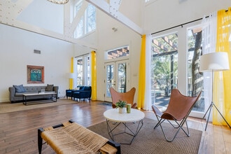 The Reserve in Austin, TX - Building Photo - Building Photo