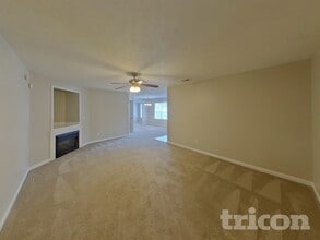 300 Klinetop Dr in Mcdonough, GA - Building Photo - Building Photo