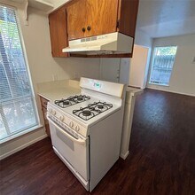 1011 W 23rd St in Austin, TX - Foto de edificio - Building Photo