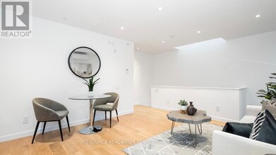 63 Croft St in Toronto, ON - Building Photo - Building Photo