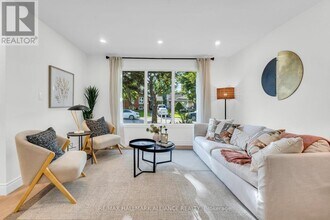 9 Piper Pl in Hamilton, ON - Building Photo - Building Photo