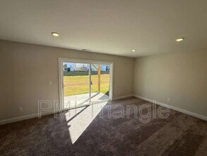 5322 River Reach Dr in Raleigh, NC - Building Photo - Building Photo