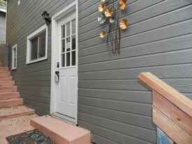 358 Ruxton Ave in Manitou Springs, CO - Building Photo